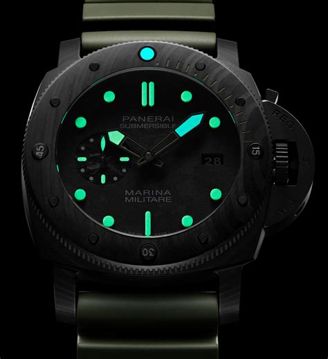 Panerai Submersible Marina Militare Carbotech PAM 979.